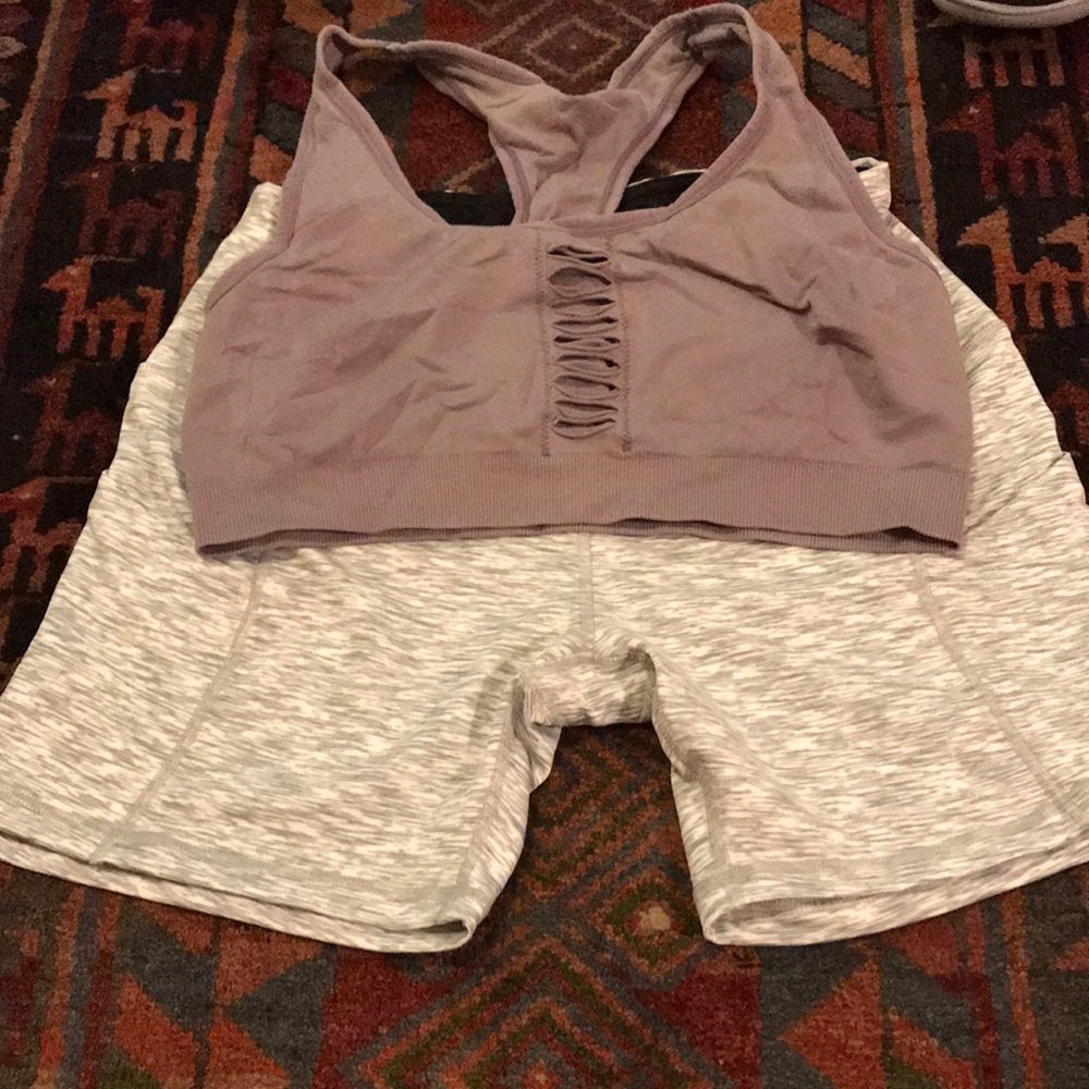 Ododos shorts. 90 degree bra